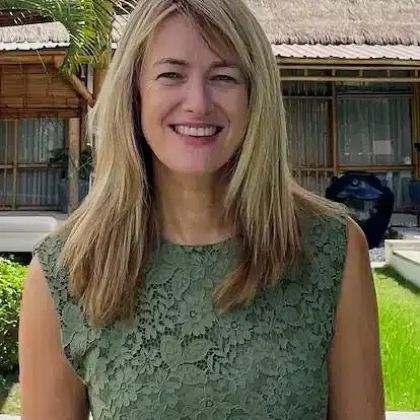 The-Place-Retreats_Healer_Helen-Rankin